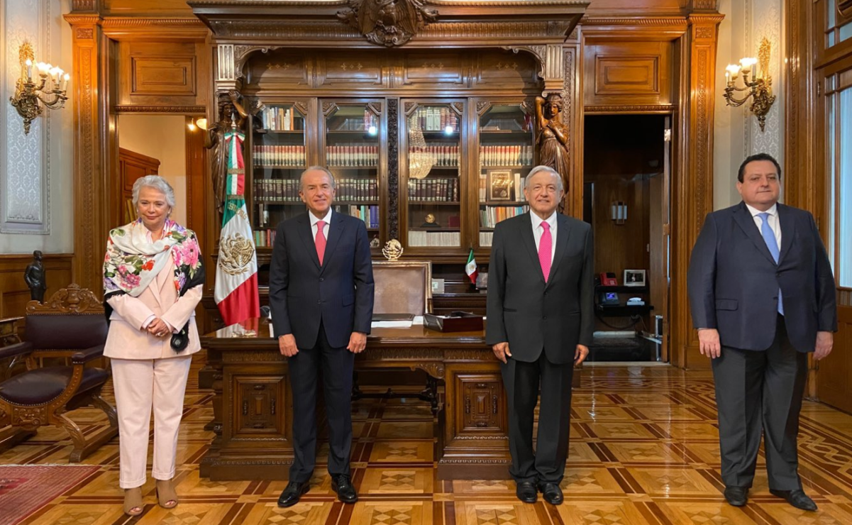 Gobernador de SLP se reúne con AMLO en Palacio Nacional