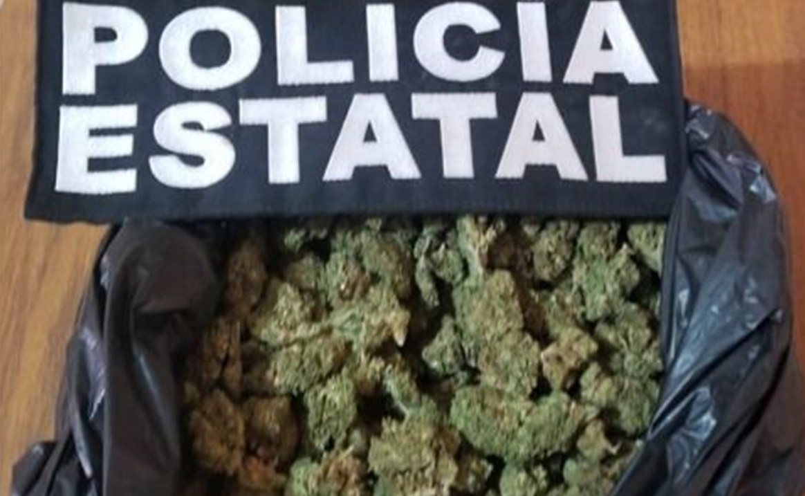 Aseguran camioneta con casi un kilo de marihuana en Venado, SLP