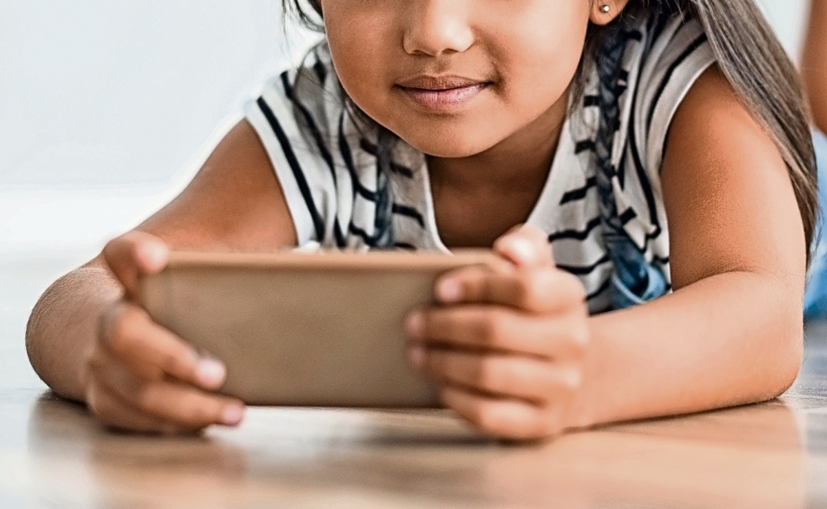 Ocho de cada 10 niños potosinos tienen acceso a un celular con internet: Inegi