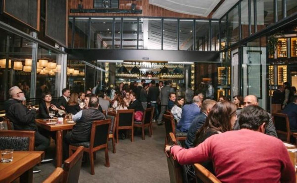 Restaurantes potosinos no relajarán medidas sanitarias para celebrar 10 de mayo
