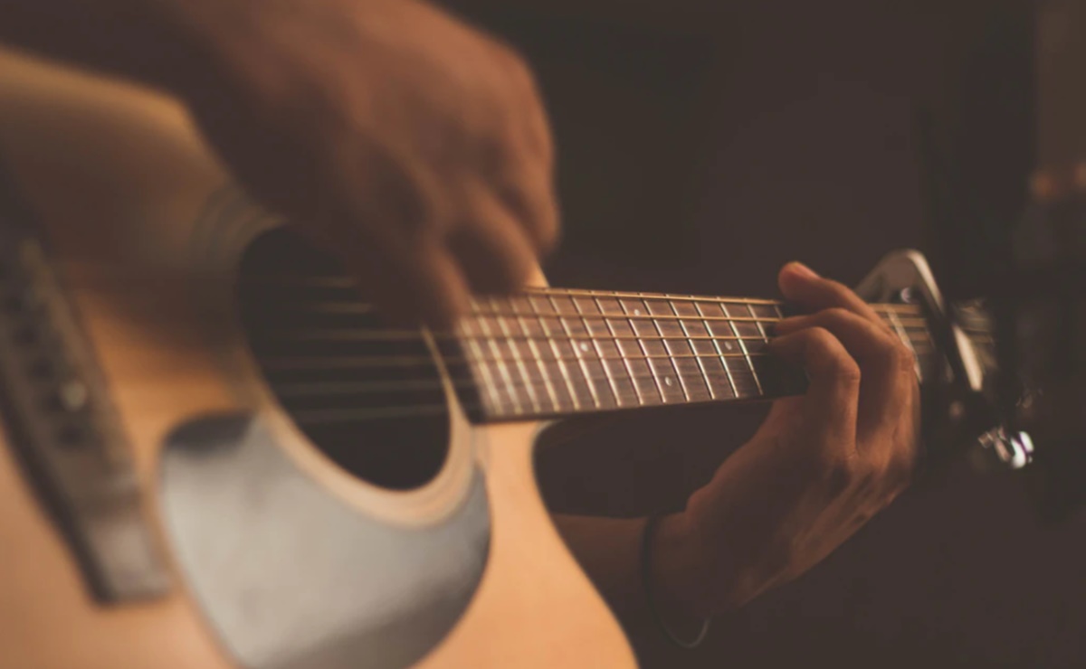 Fomentan interés por la música con taller de guitarra en Soledad