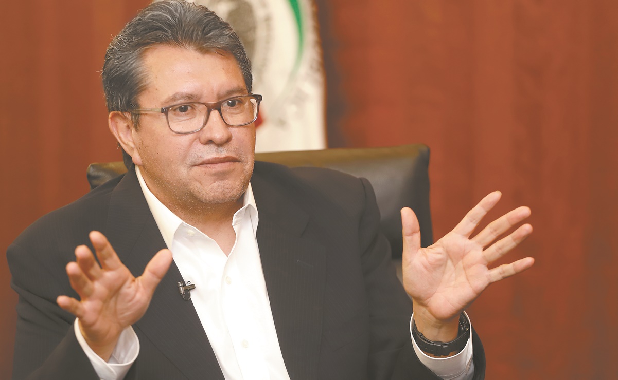 Se retracta Monreal y asegura que Morena ganará NL, San Luis Potosí y Querétaro