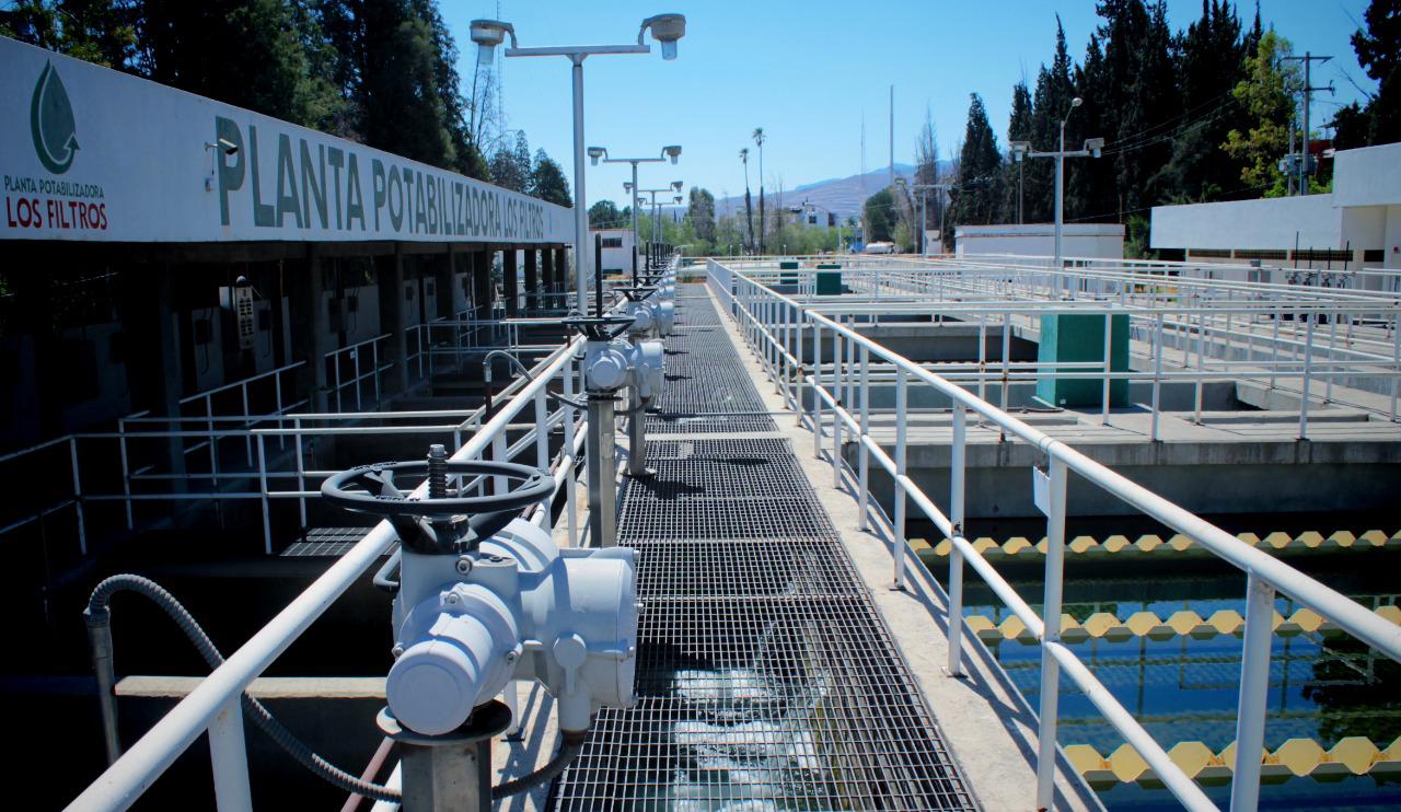 Aprueban en comisiones aumento a tarifas de agua para uso comercial e industrial en SLP 