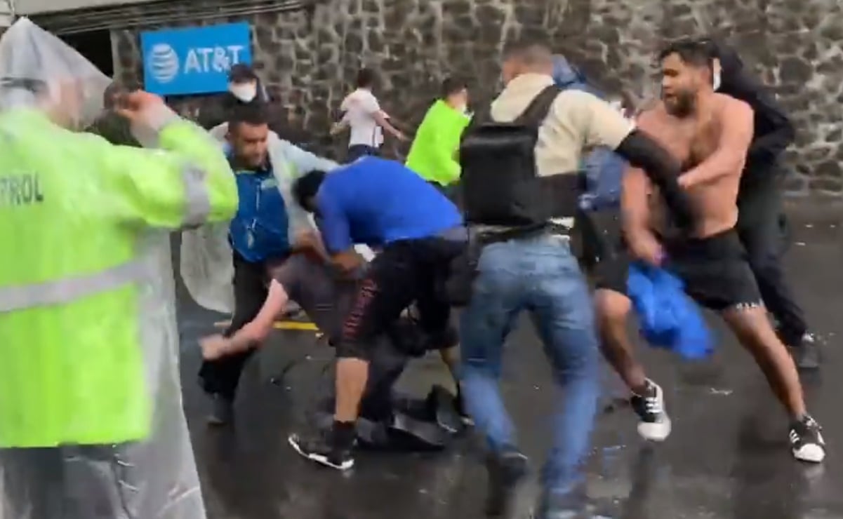 Sin detenidos, riña entre aficionados en partido Cruz Azul-Atlético San Luis