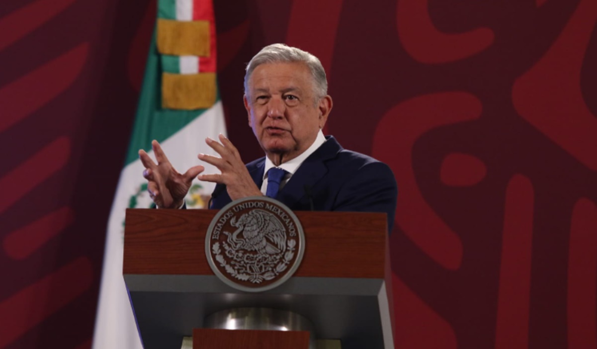 López Obrador adelantó que el próximo martes 24 de mayo se dará a conoce la convocatoria para ocupar las plazas de médicos especialistas que son necesarias. 