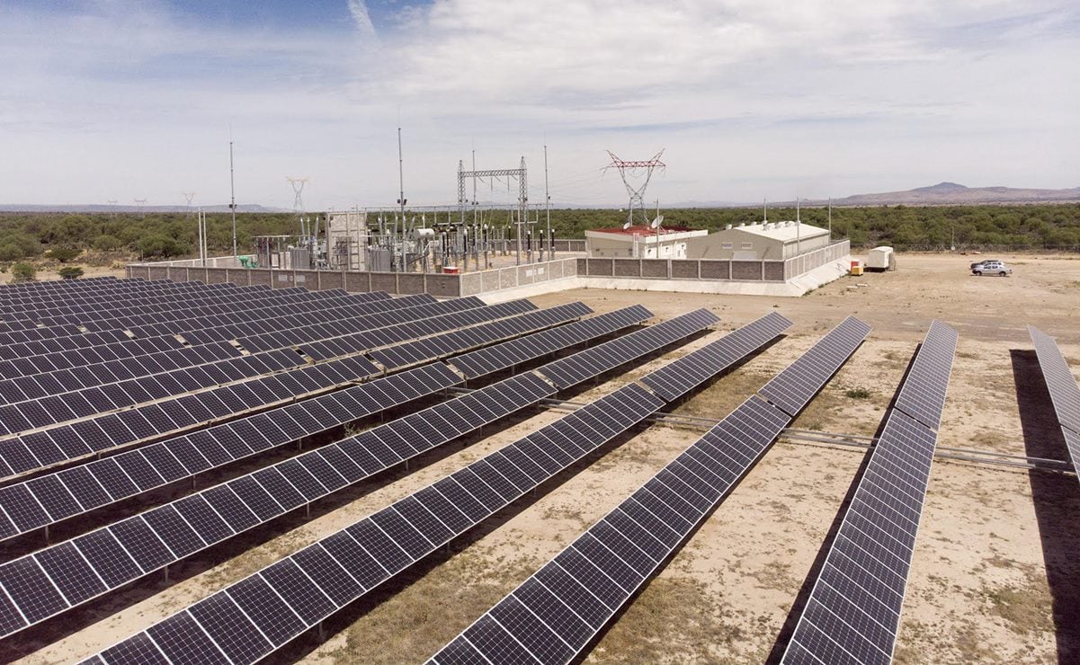 Anuncia Sedeco fondo de 15 mdd para paneles solares en empresas de SLP